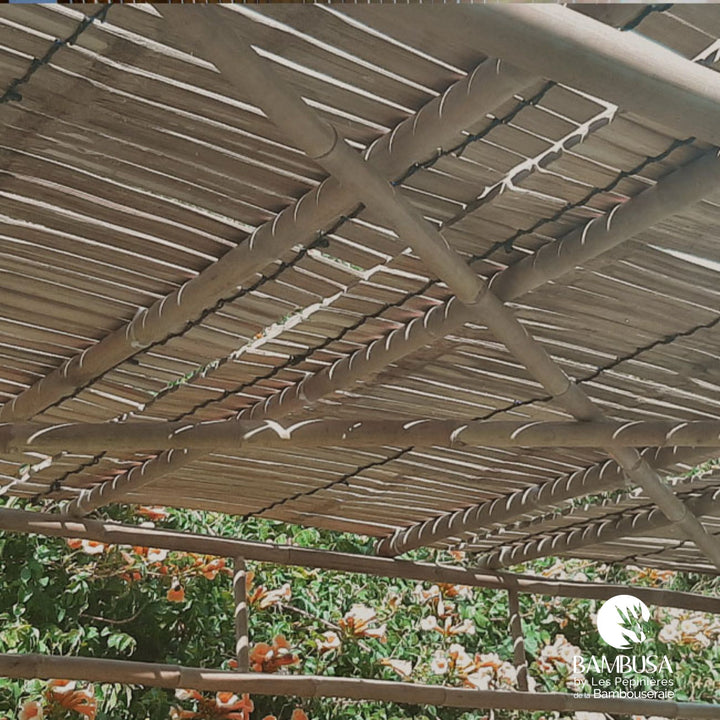 Pergola Barbi — pergola de jardin en bambou naturel à monter