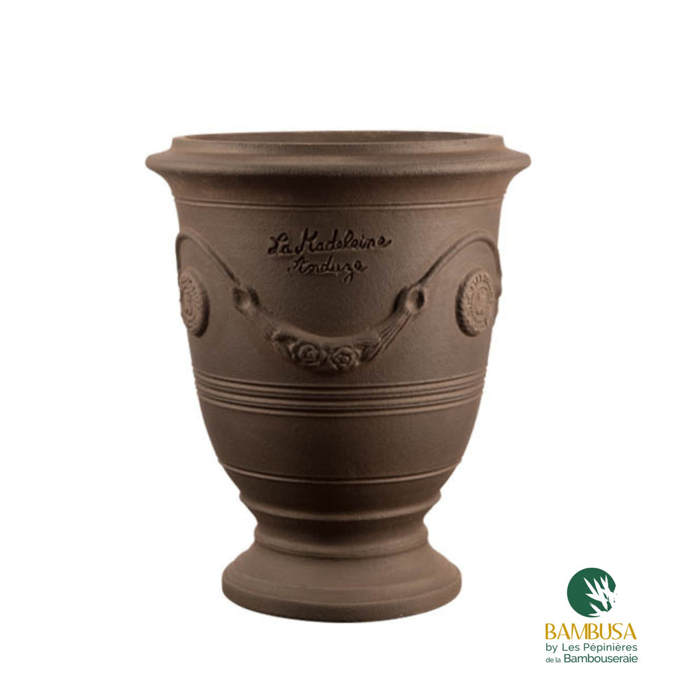 Poterie de la Madeleine — grand pot en terre noire naturelle ingélive, Cévennes — produit de jardin